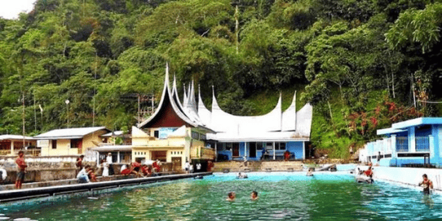 10 Destinasi Wisata di Sumatera Barat yang Paling Mudah Dijangkau