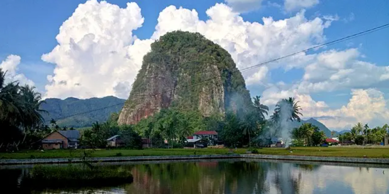 Sewa Mobil Padang untuk Wisata Multi Kota